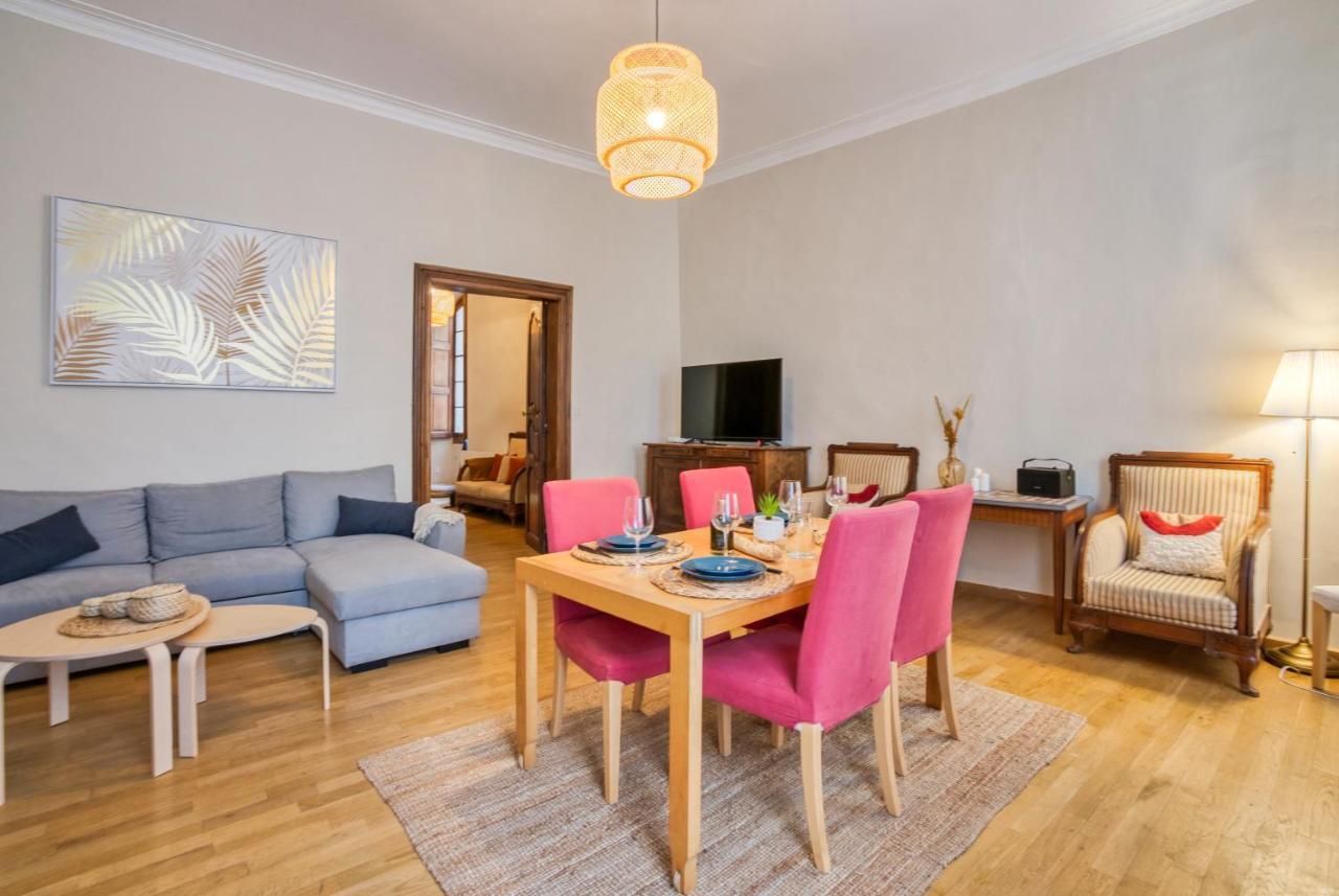 Superbe Appartement 95M2 Proche Arenes- Parking Offert Nimes Exterior photo