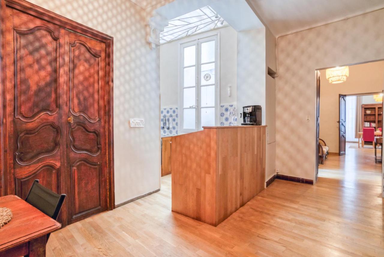 Superbe Appartement 95M2 Proche Arenes- Parking Offert Nimes Exterior photo